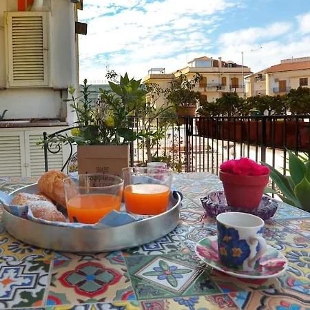 Apartman Carlo House *